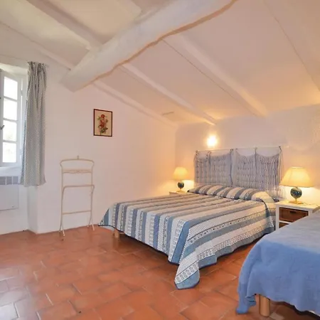 Appartamento Nice In W/ Wifi, 3 Bedrooms And Outdoor Swimming Pool Lama