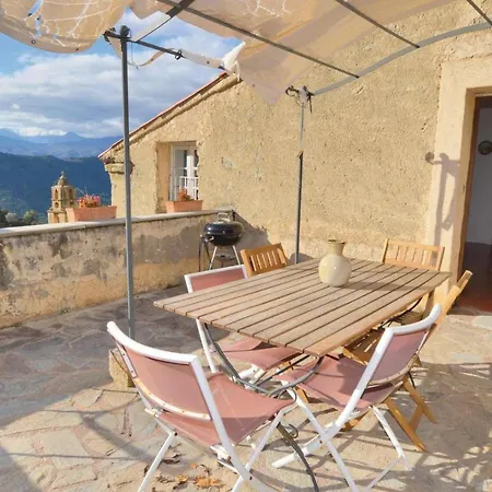 Appartamento Nice In W/ Wifi, 3 Bedrooms And Outdoor Swimming Pool Lama